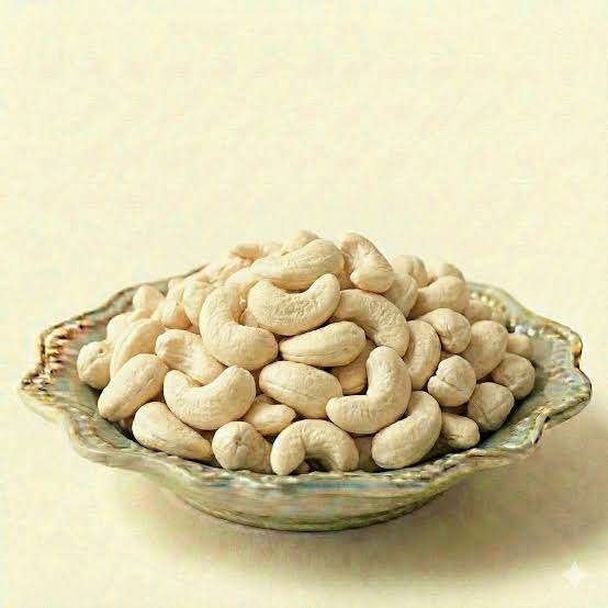 Cashew(Kaju) W320 No.