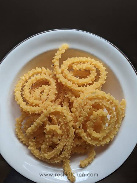Butter Jeera Chakli (Murukku)